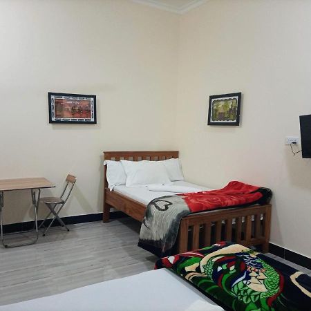 Chibuba Airport Accommodation Dar es Salaam Eksteriør billede