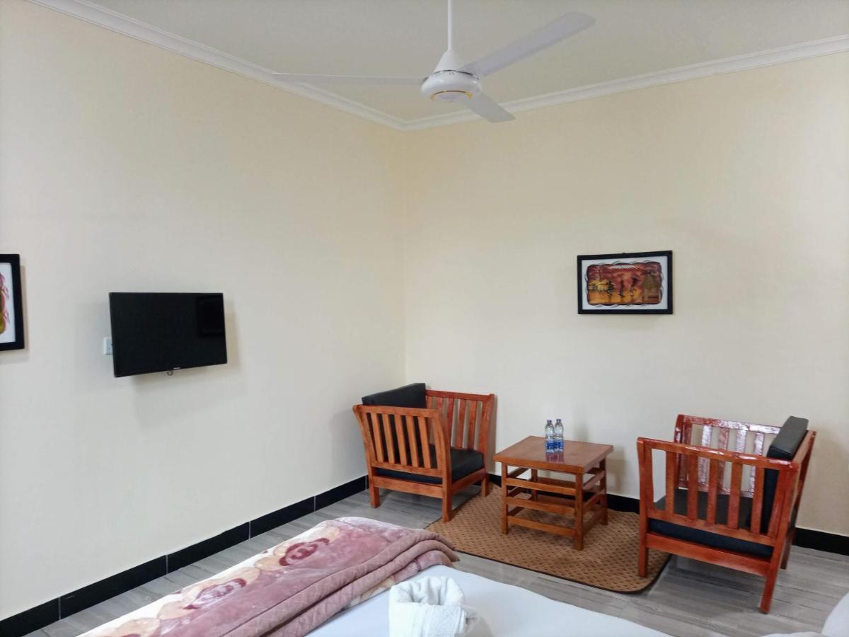 Chibuba Airport Accommodation Dar es Salaam Eksteriør billede