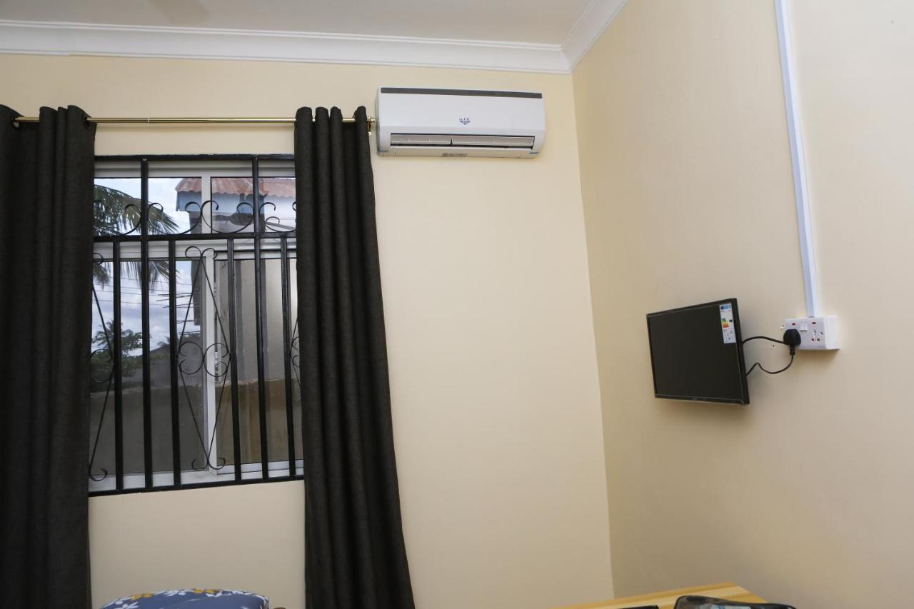 Chibuba Airport Accommodation Dar es Salaam Eksteriør billede