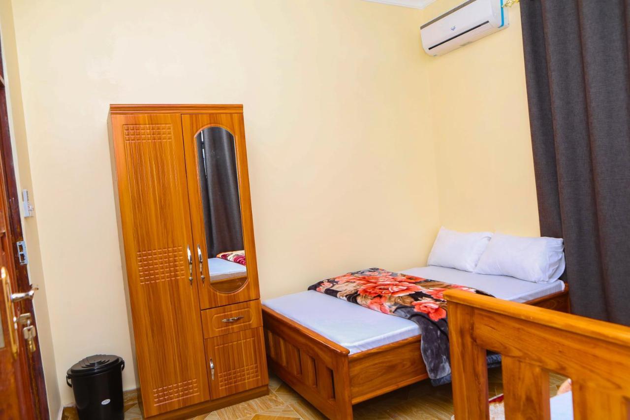Chibuba Airport Accommodation Dar es Salaam Eksteriør billede